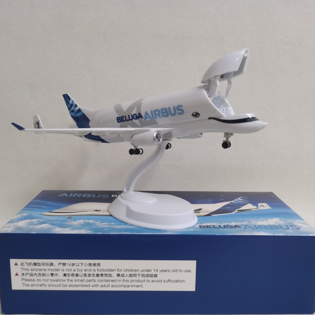 Model Airplane Plastic - Modellino di Aereo in Scala 1:20,