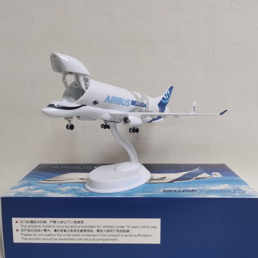 Modellino di Aereo in Scala 1: - Model Airplane Plastic recensione e prezzo