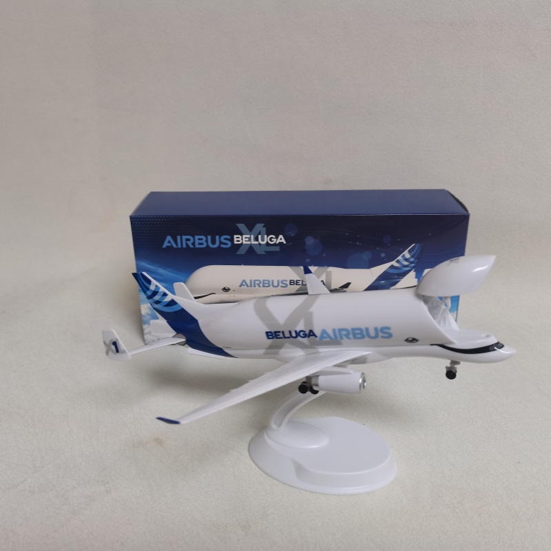 Modellino di Aereo in Scala 1: - Model Airplane Plastic recensione e prezzo